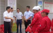 铜梁区区委书记、区长慰问公司一线员工